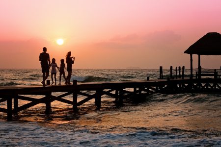 family on holiday in peace - shalomdct
